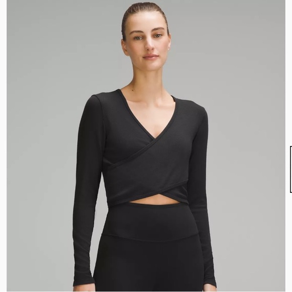 Lululemon Black Wrap Long Sleeve Top - Picture 1 of 3